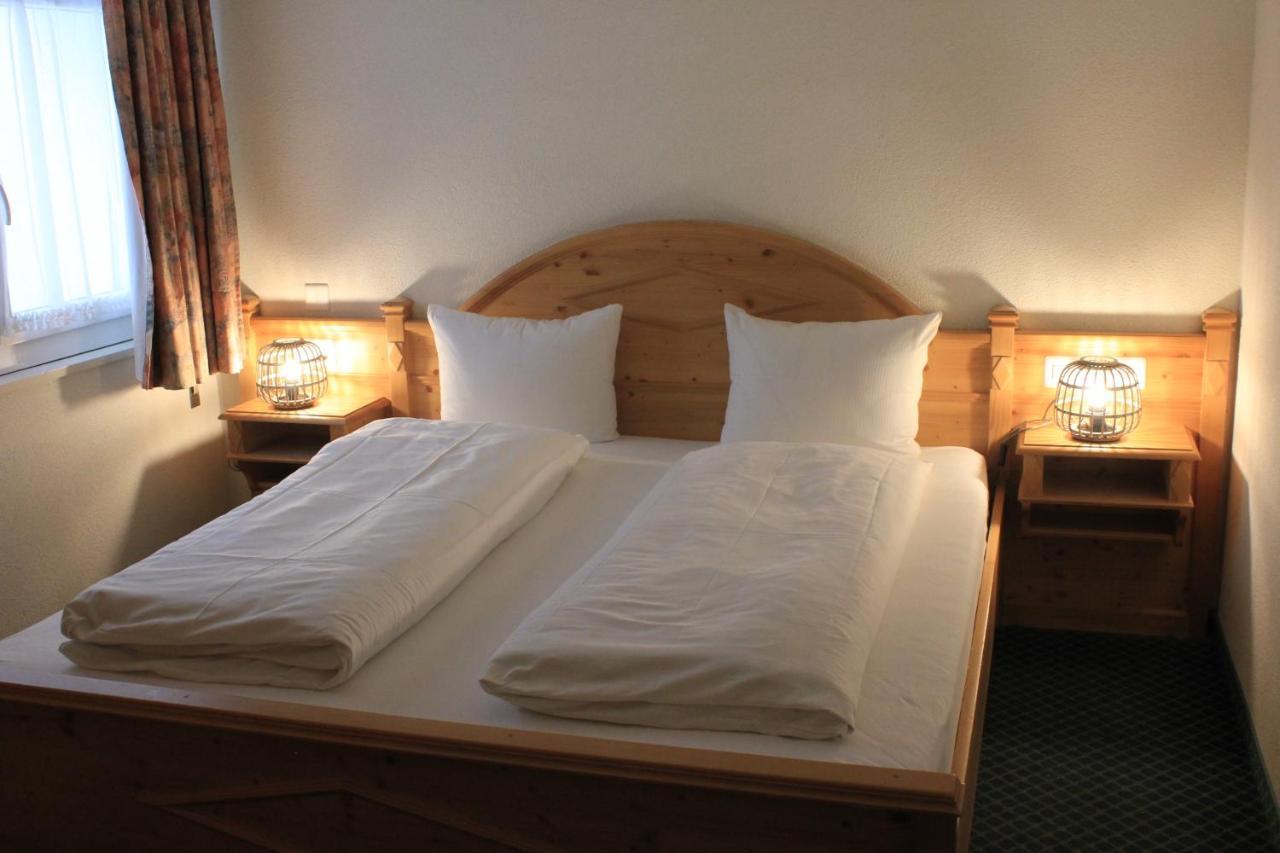 Grichting Hotel & Serviced Apartments Leukerbad Exteriör bild