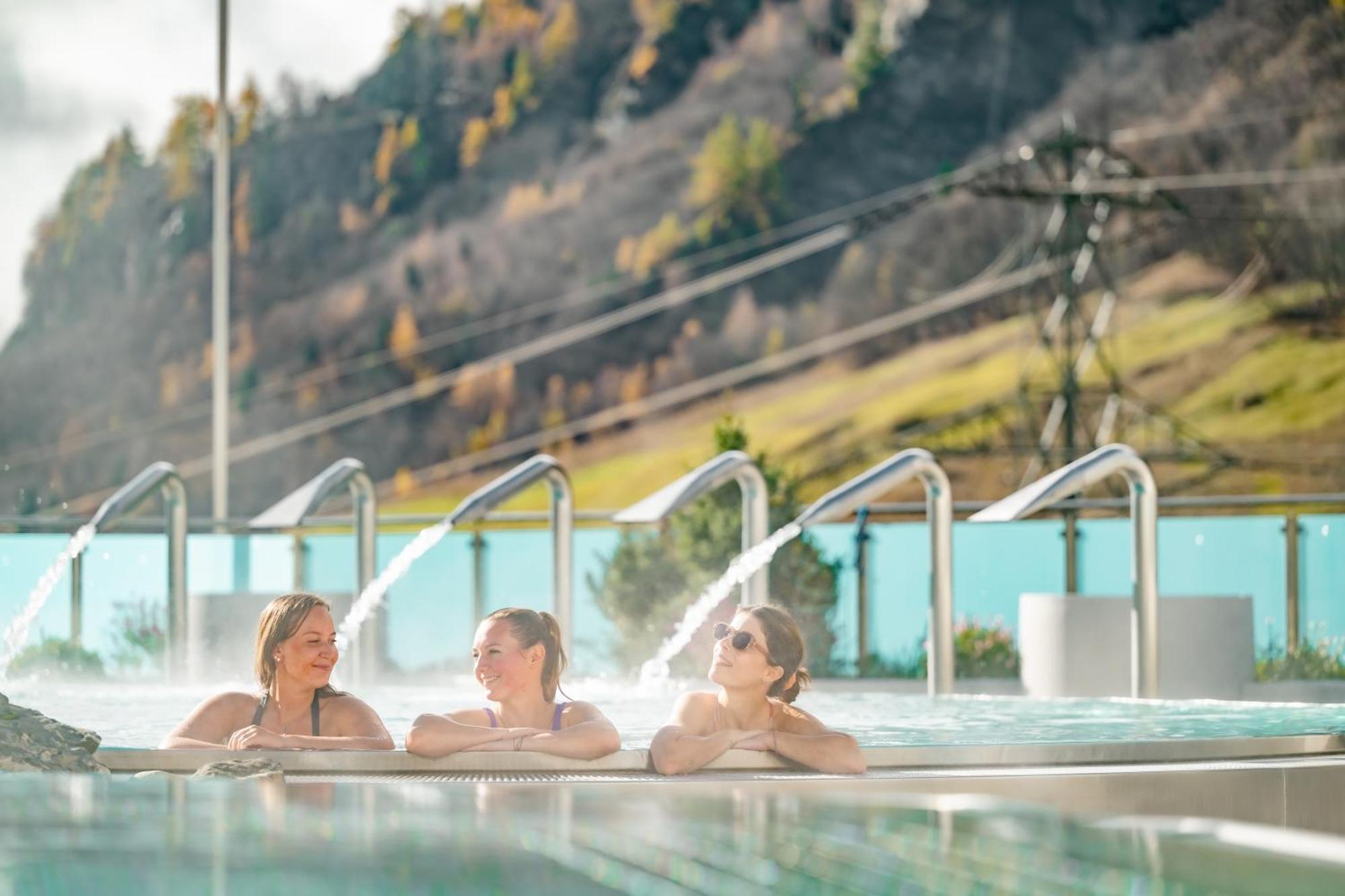 Grichting Hotel & Serviced Apartments Leukerbad Exteriör bild
